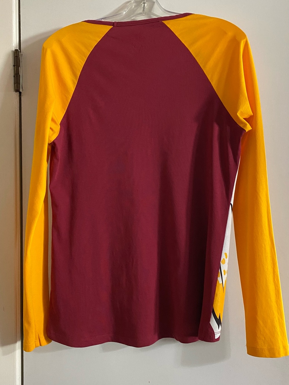 Washington Redskins Reds women’s Lace-Up Long Sleeve Team Shirt - Picture 3 of 14